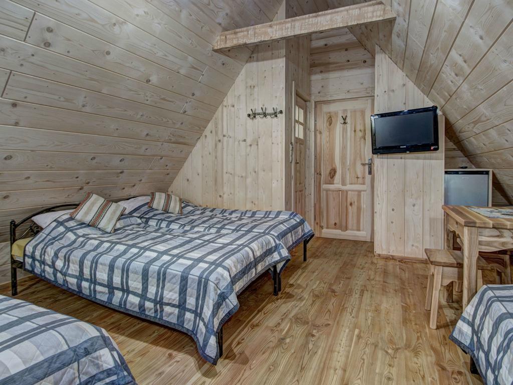 Pokoje Goscinne Swiatlomir 3*